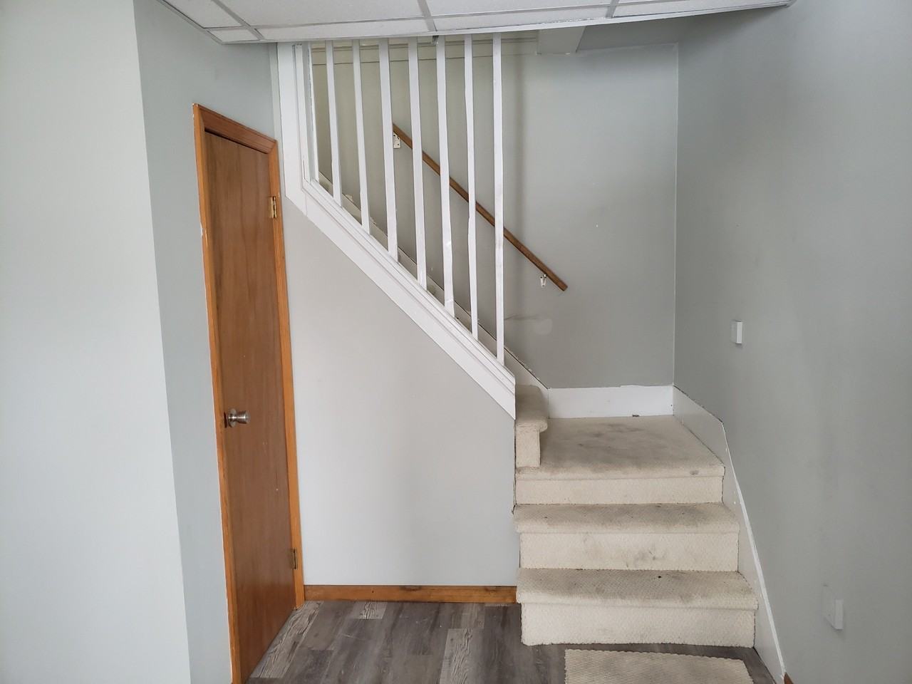1115 Raspberry St - Photo 3 of 18