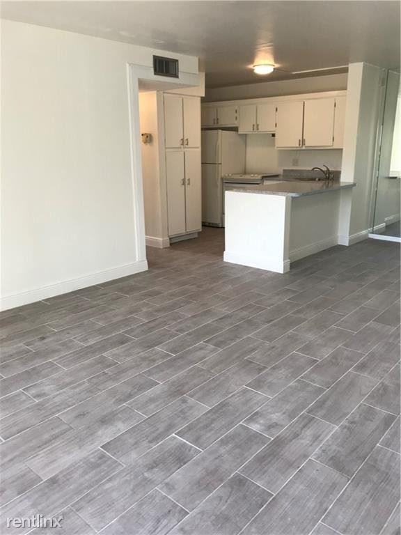 1011 Green Pine Boulevard G1, West Palm Beach, FL 33409 - Photo 3 of 10