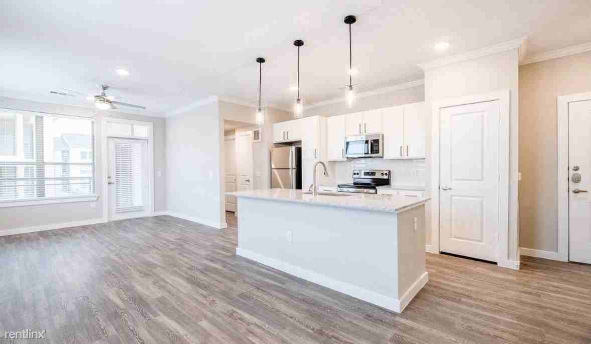 126 Ed Schmidt Blvd - Photo 3 of 7