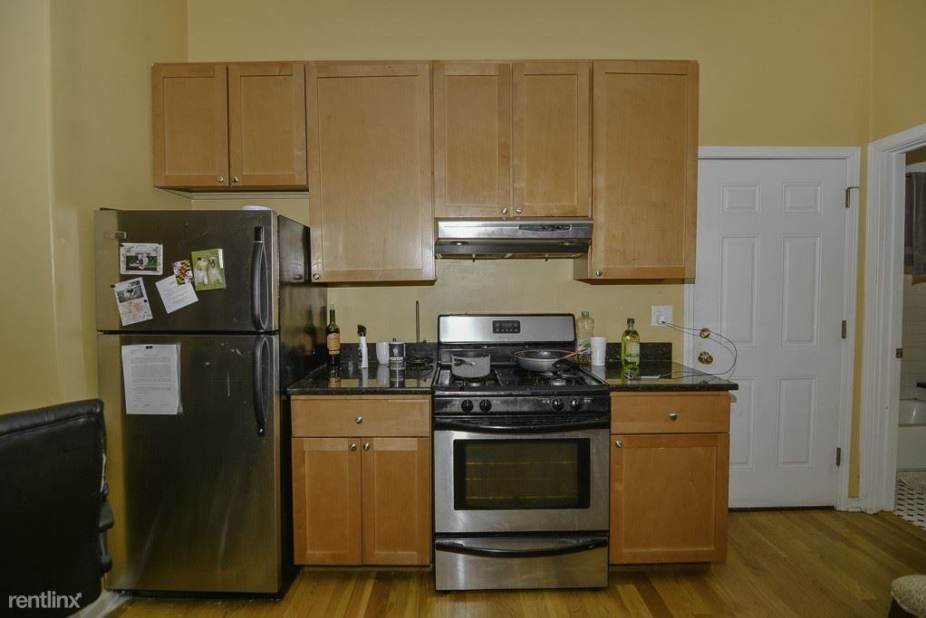 2517 N. Ashland, #2R - Photo 2 of 20