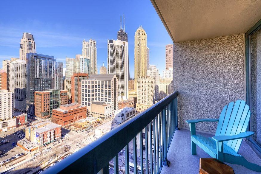 West Superior St. & State #2305 - Photo 6 of 20