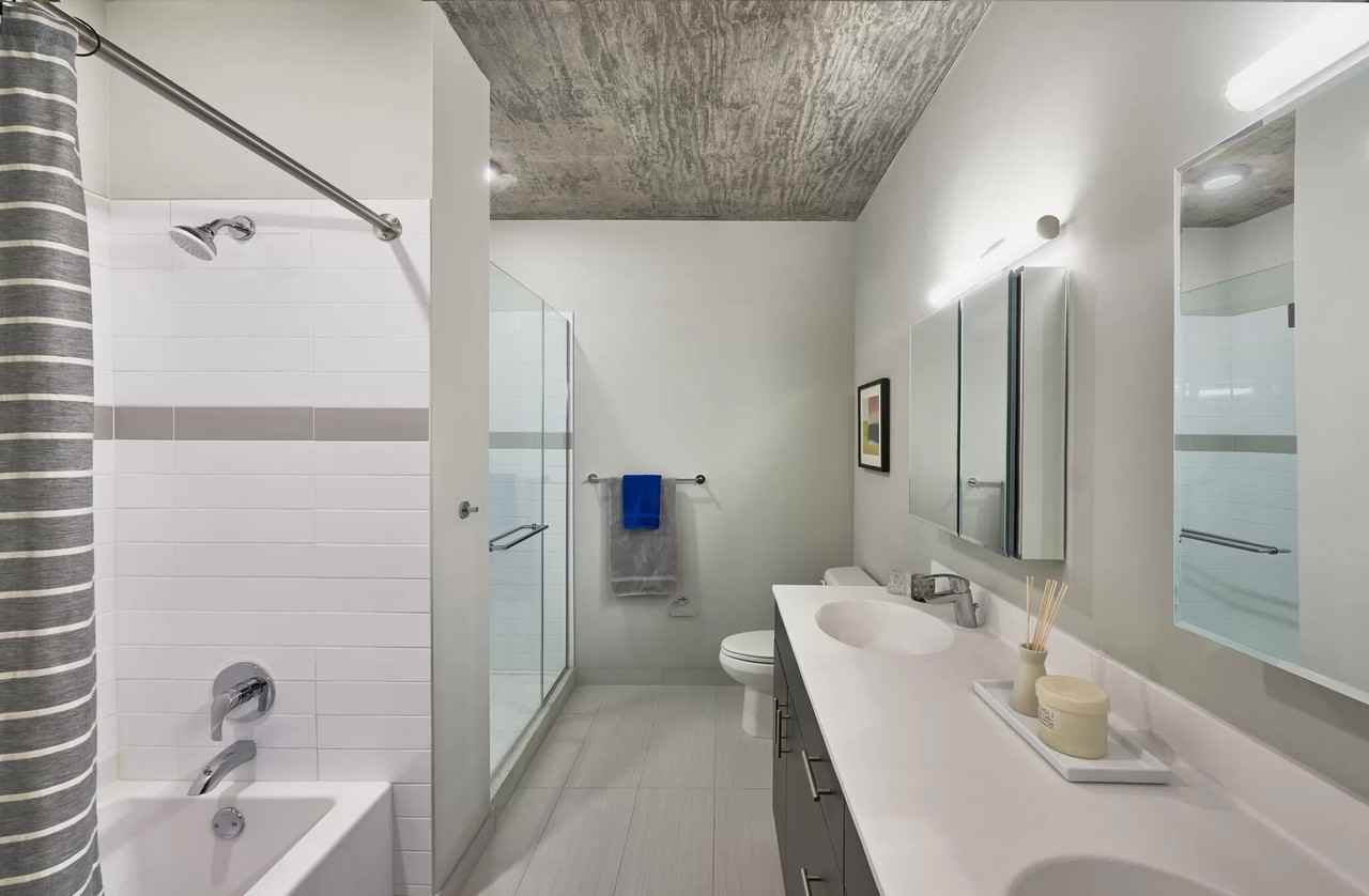 E Randolph St #606 - Photo 6 of 26