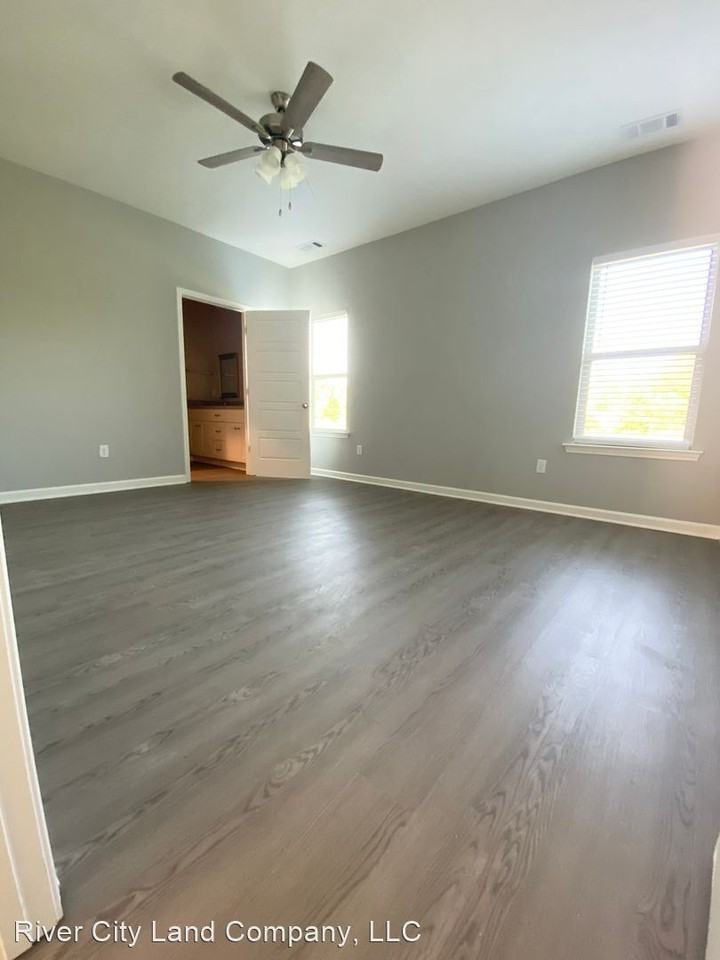 92 Anna Ln #92 - Photo 3 of 7