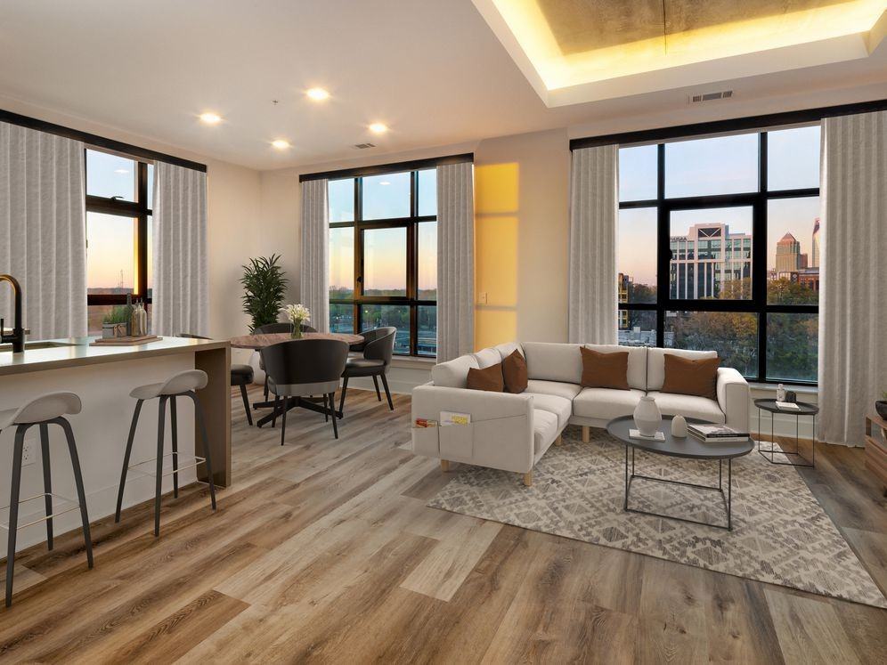 Avalon Hawk - Photo 5 of 29