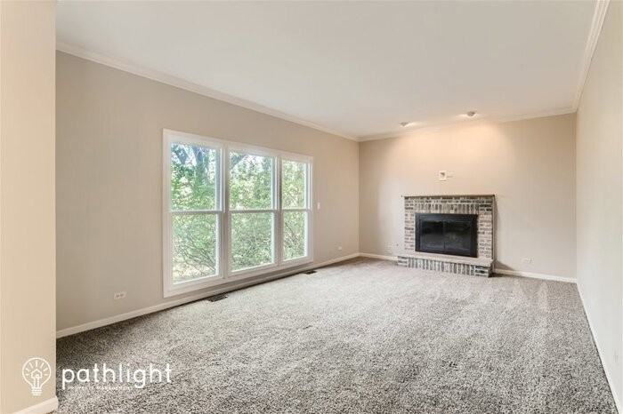 1720 Westbury Dr - Photo 2 of 21