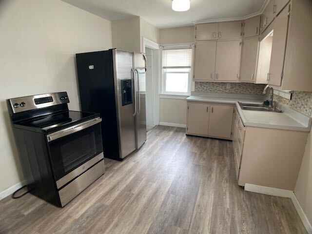 2309 W Kellogg Ave - Photo 3 of 14