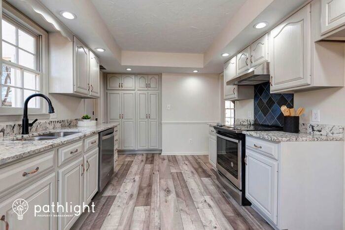 1738 E Camino Alto St - Photo 3 of 8