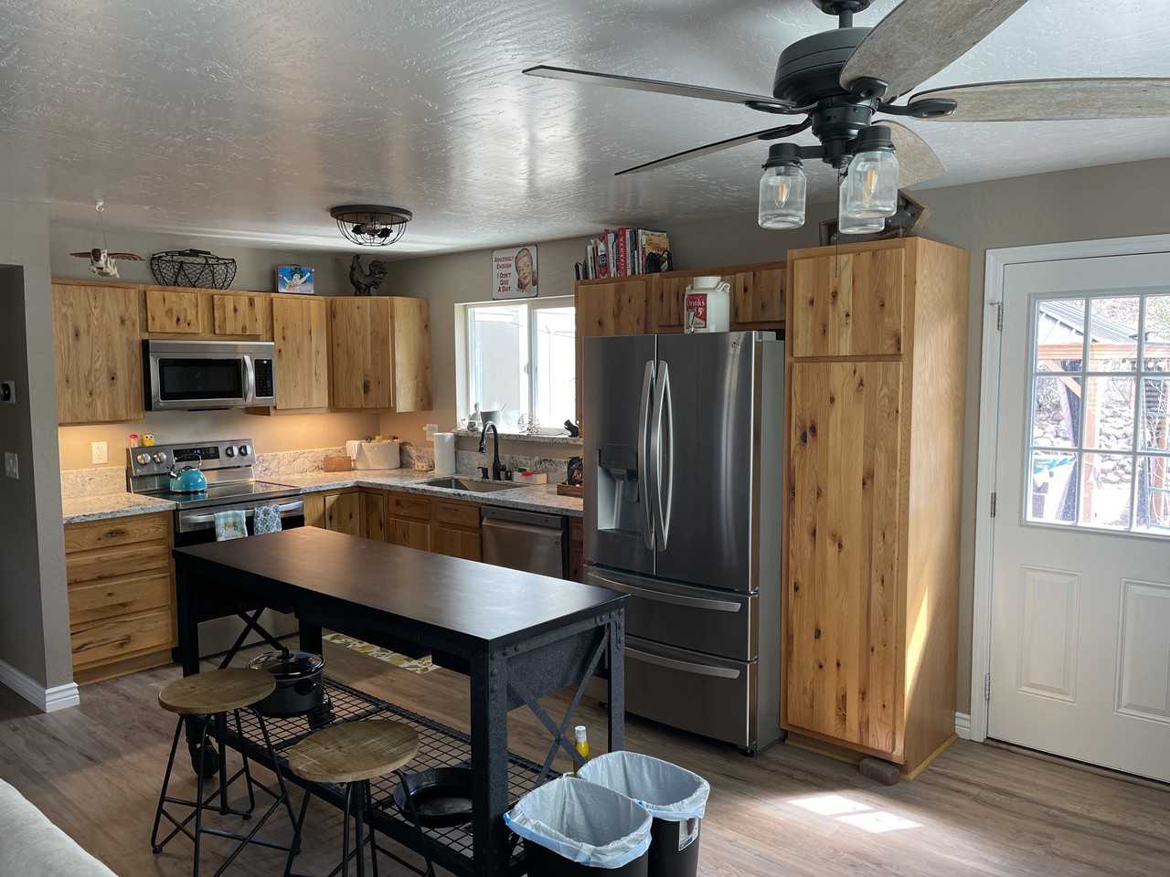 311 E Phoenix St #NA - Photo 2 of 16