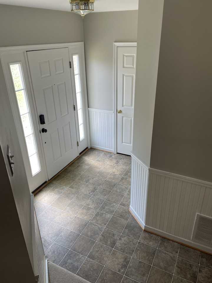 562 Eisenhower Dr #NA - Photo 3 of 22