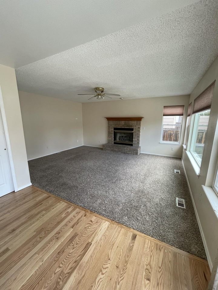 8905 Thorncreek Dr #1 - Photo 3 of 13