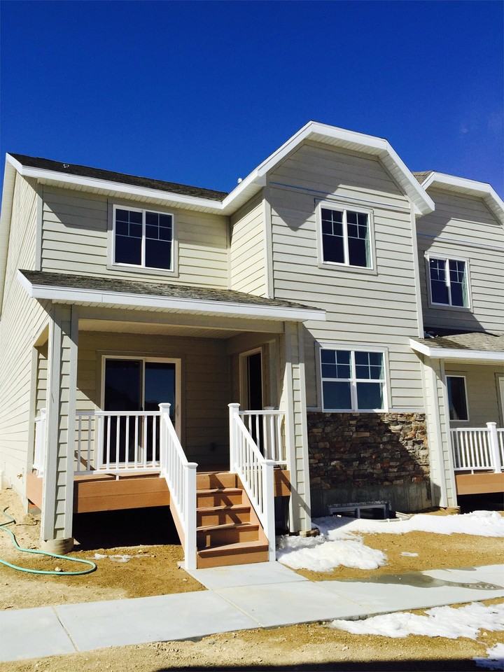 400 Elk Valley Dr #1 - Photo 2 of 14