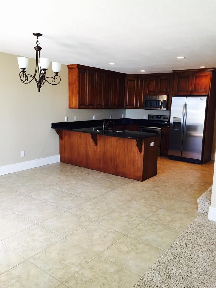 400 Elk Valley Dr #1 - Photo 3 of 14