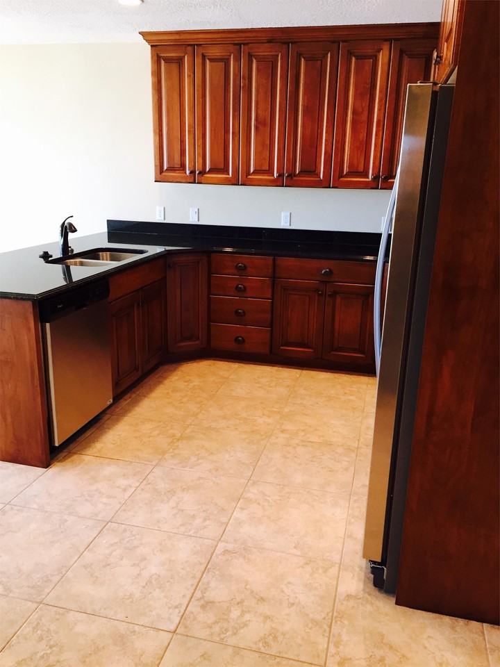 400 Elk Valley Dr #1 - Photo 3 of 14