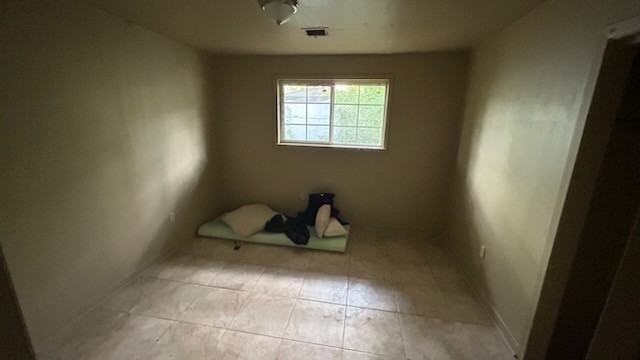 3068 Elgin St #1 - Photo 5 of 22