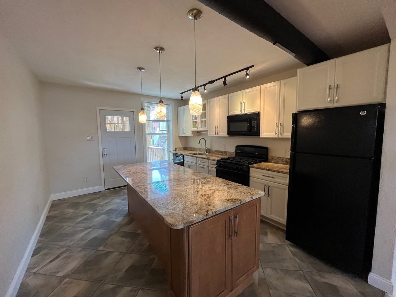 6810 5th Ave #2 - Photo 3 of 22