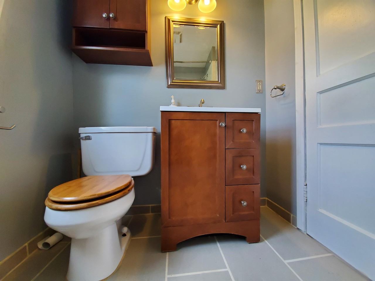 1421 3rd St Ne #1 - Photo 7 of 17