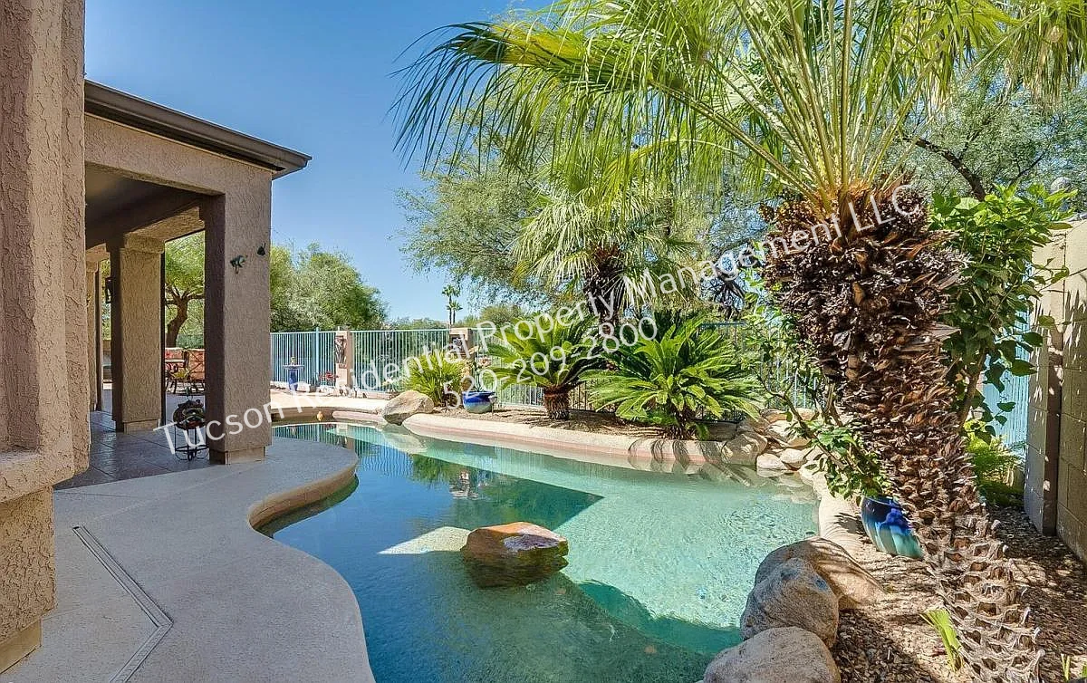 10769 N Eagle Eye Pl #1 - Photo 3 of 30