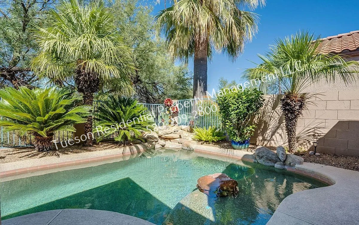 10769 N Eagle Eye Pl #1 - Photo 4 of 30