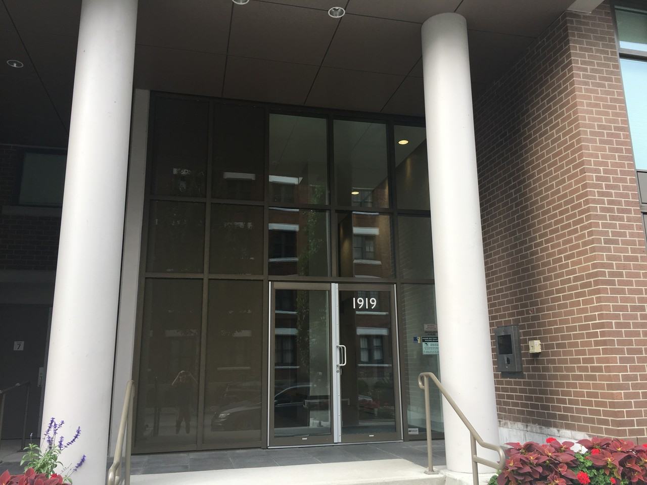 (ID#210) #412 - Photo 3 of 11