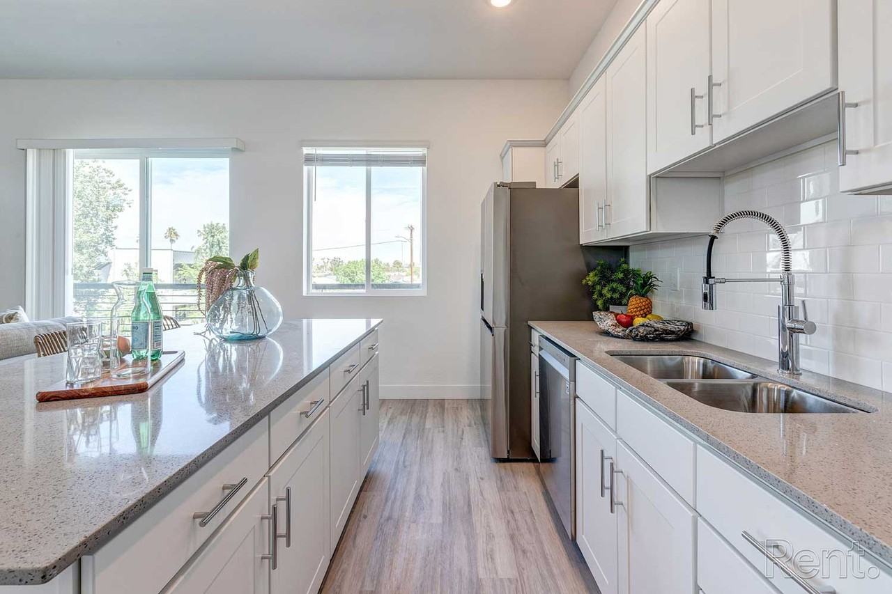 Boulevard on Missouri - Photo 2 of 9