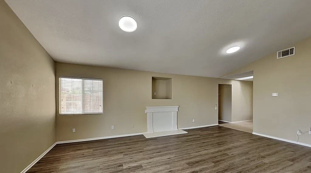 1053 Sunbrook Dr #NA - Photo 2 of 10