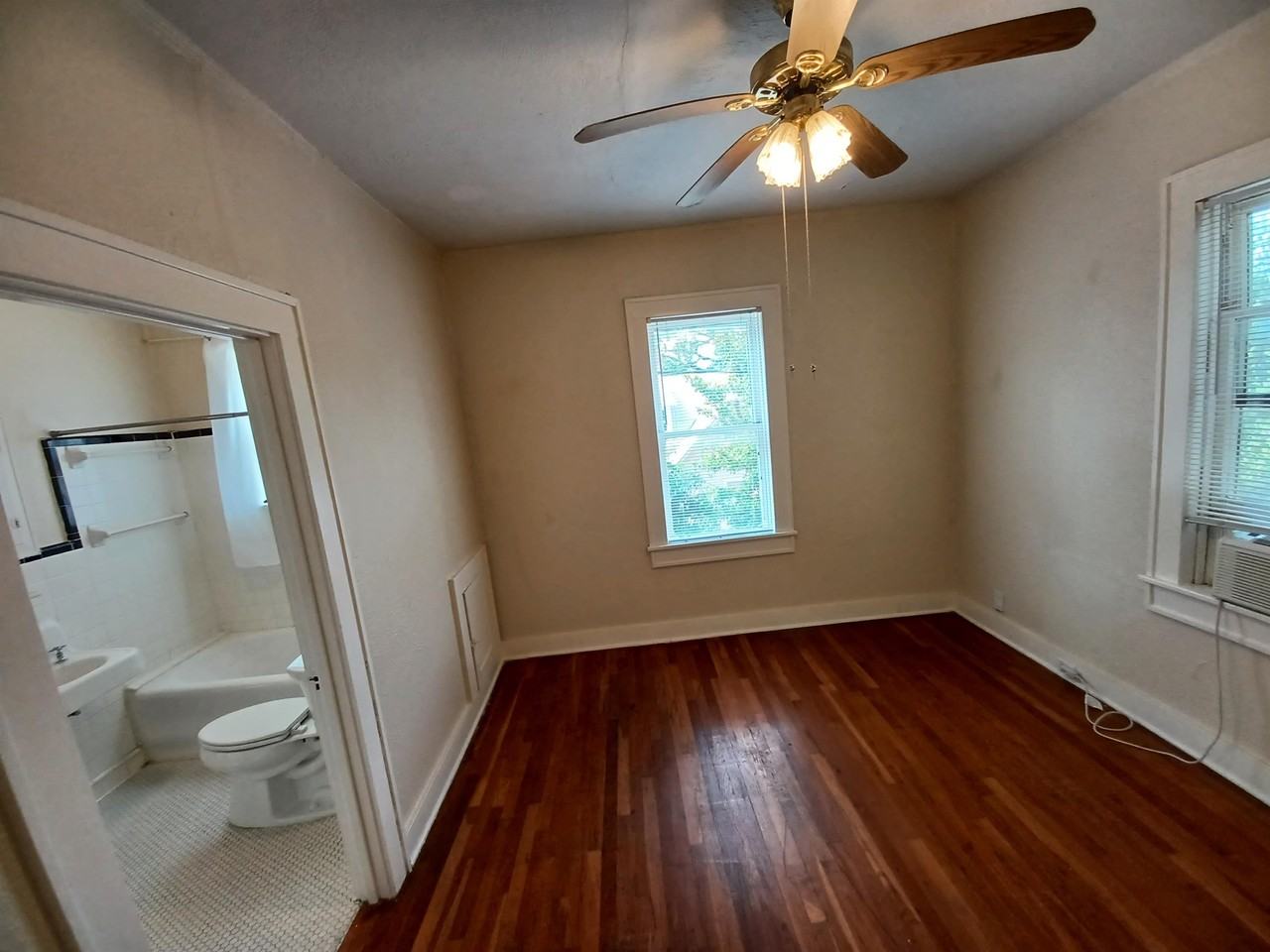 1910 Howard St #12 - Photo 6 of 21