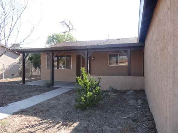 258 W 7th St - Photo 2 of 10