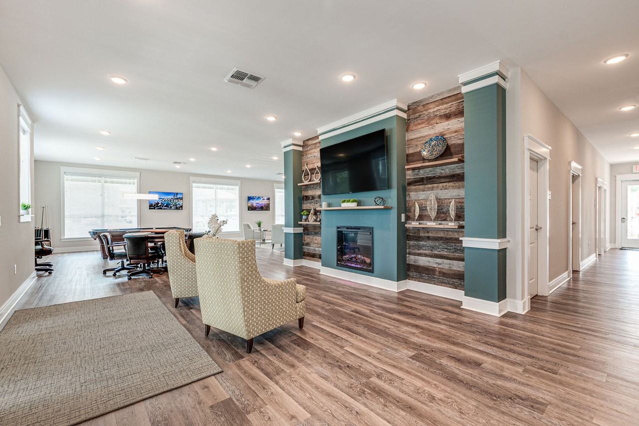 Traditions at Hamilton Springs - Photo 3 of 18