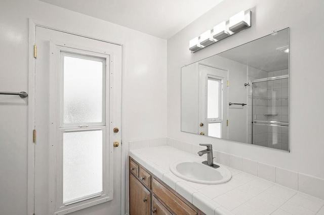 246 Coralwood Ct - Photo 2 of 25