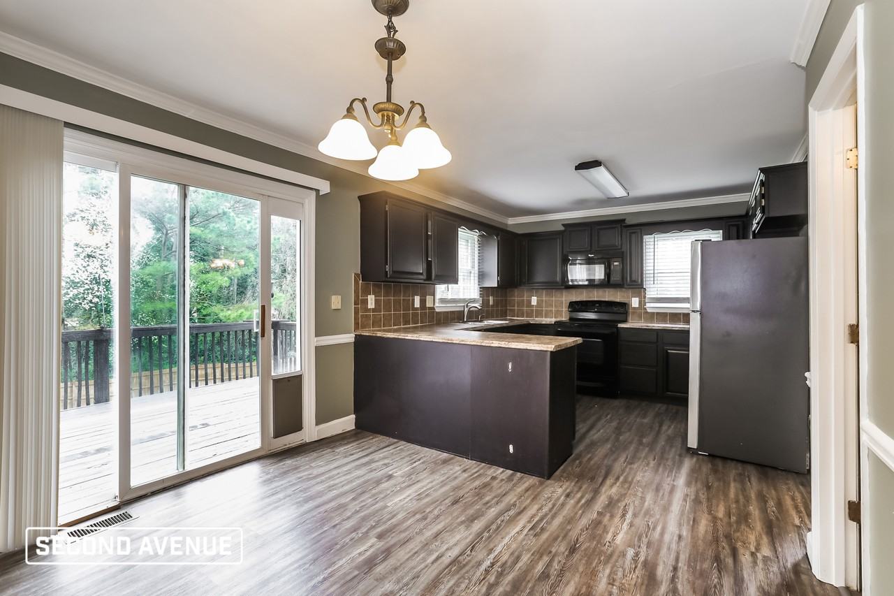 3655 Starboard Ln - Photo 4 of 17