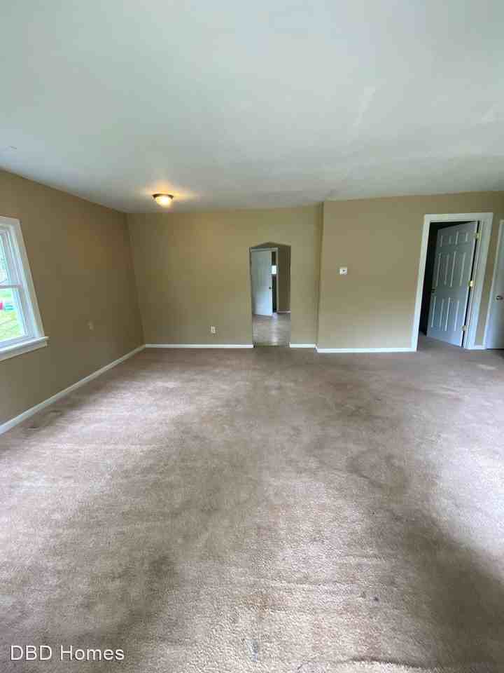 4435 Reed St - Photo 2 of 7