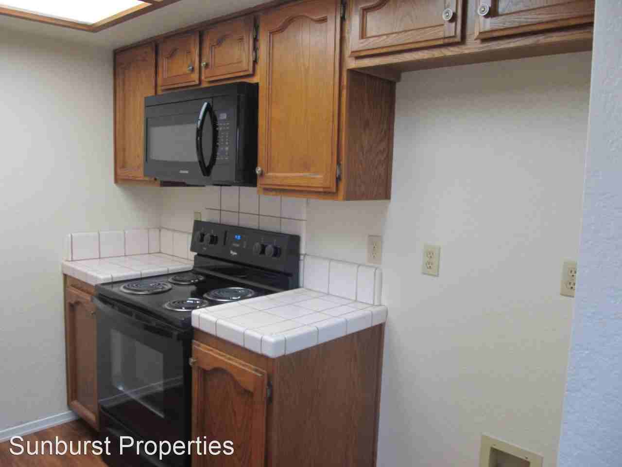 8429 Creekridge Cir - Photo 3 of 25