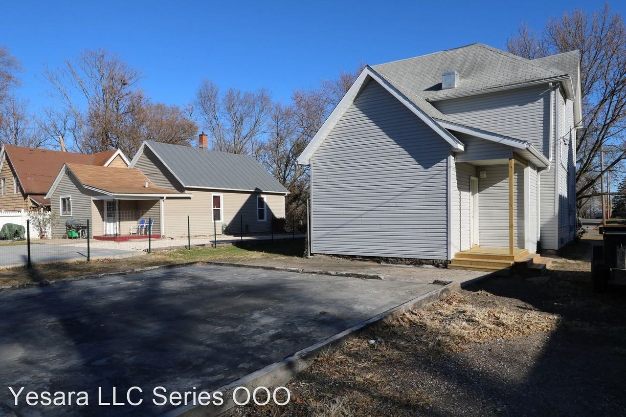 1837 Highland Ave - Photo 3 of 16