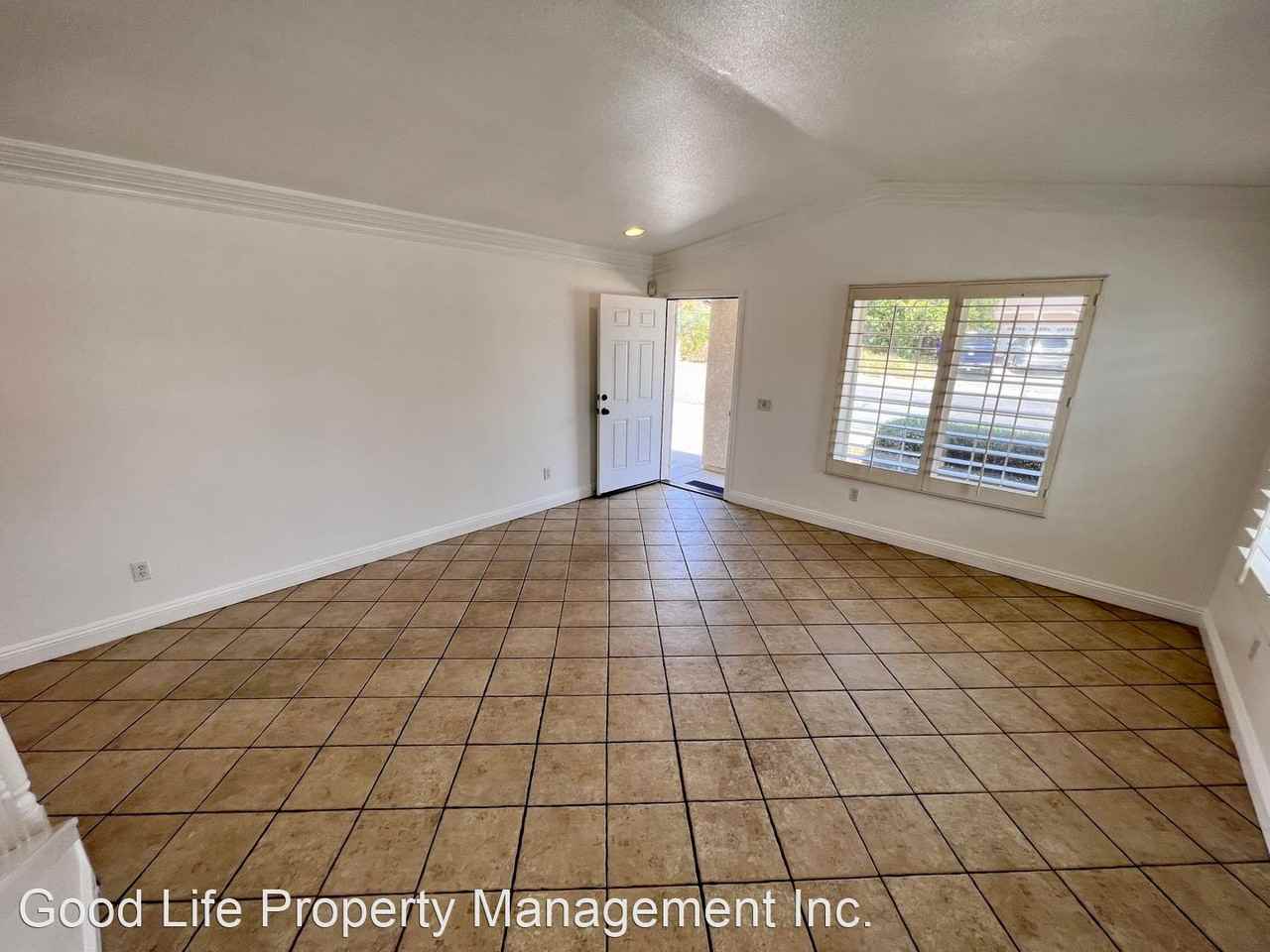 7693 Cardinal Pl - Photo 3 of 23