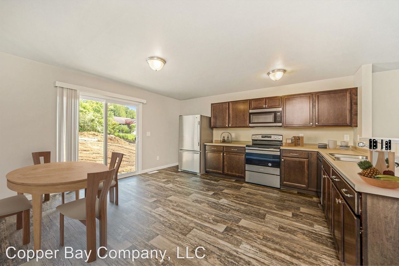 7511 Montego Bay St - Photo 3 of 12