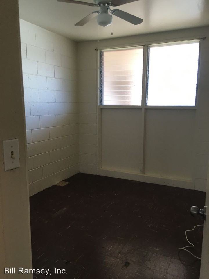 2805 WINAM AVE - Photo 2 of 7