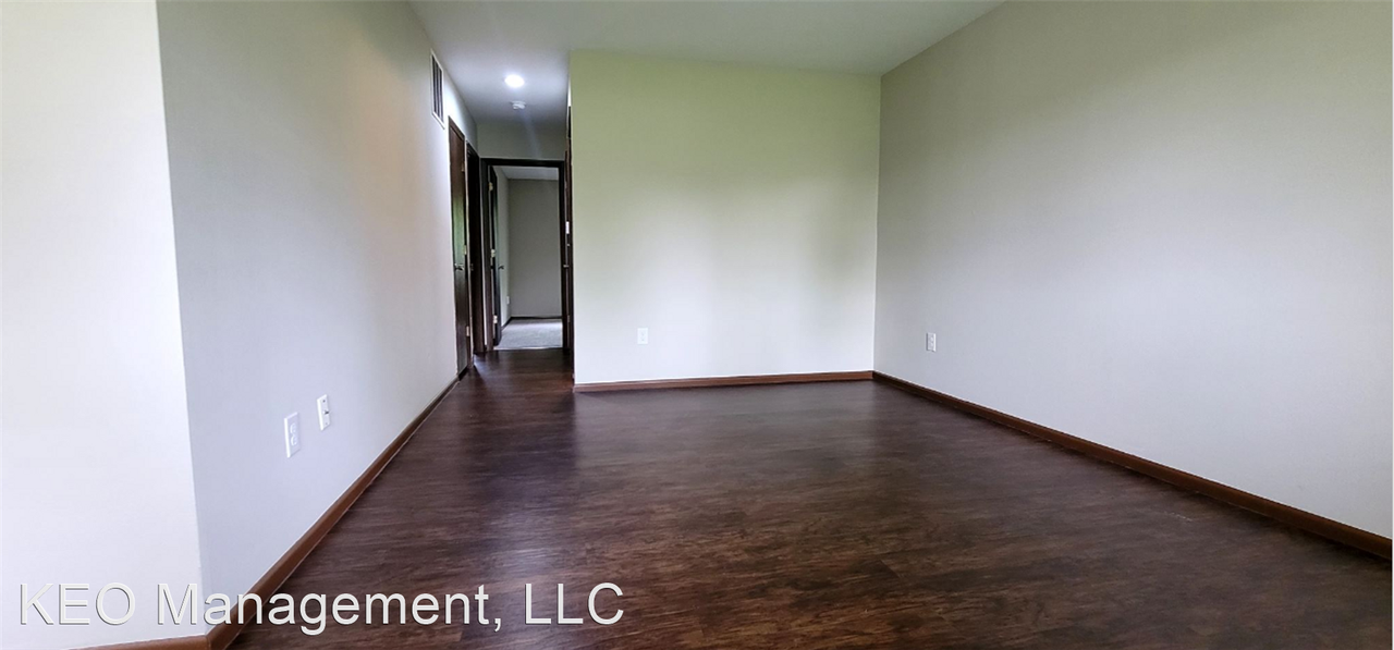7601- 7603A Essington Circle - Photo 3 of 19