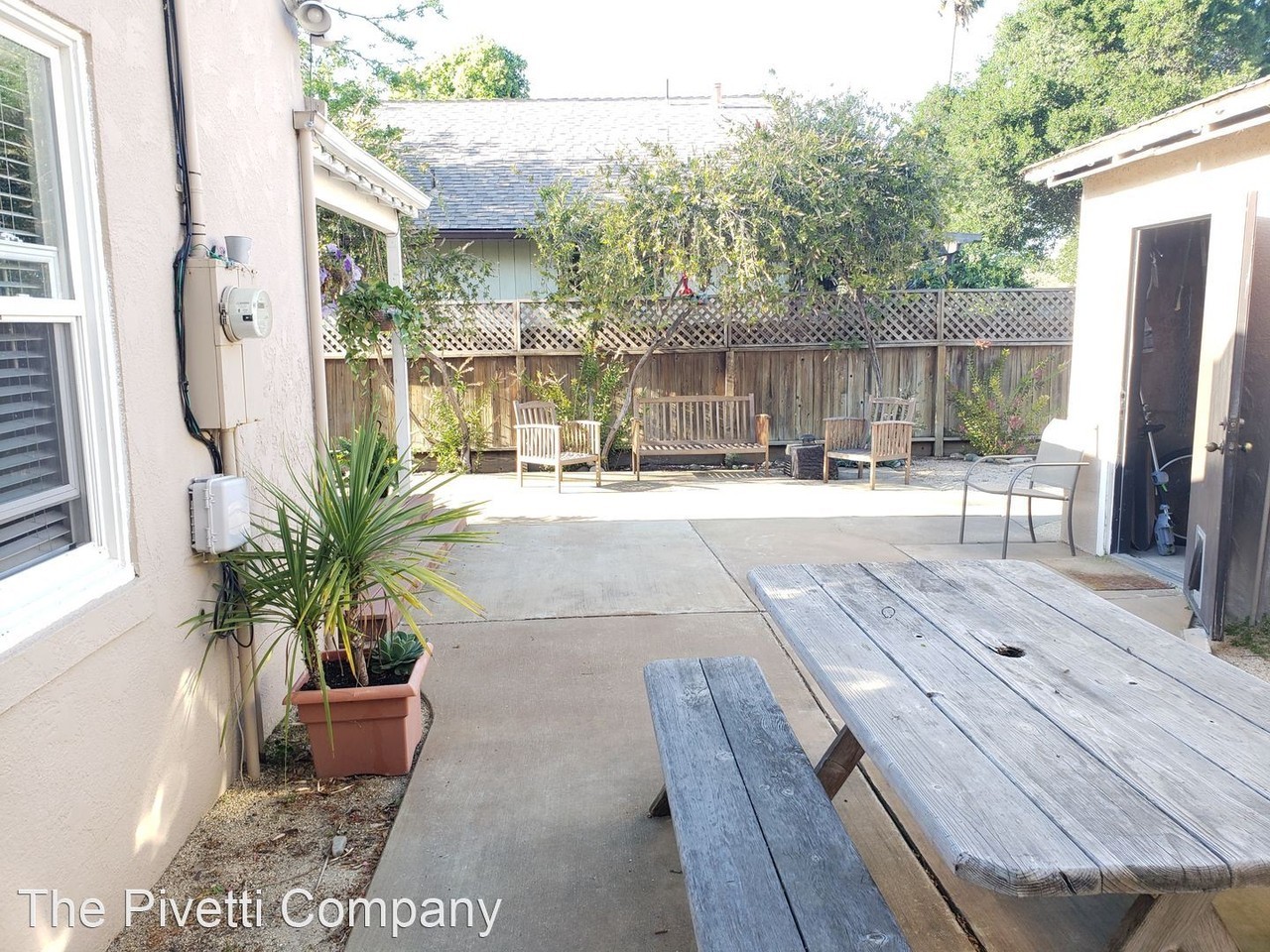 1179 San Benito St - Photo 3 of 16