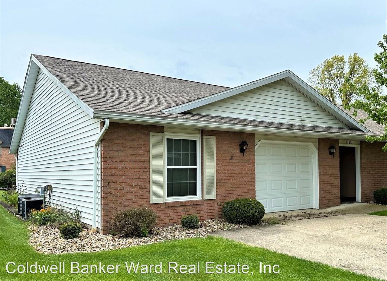 1123 Hillcrest Dr - Photo 2 of 12