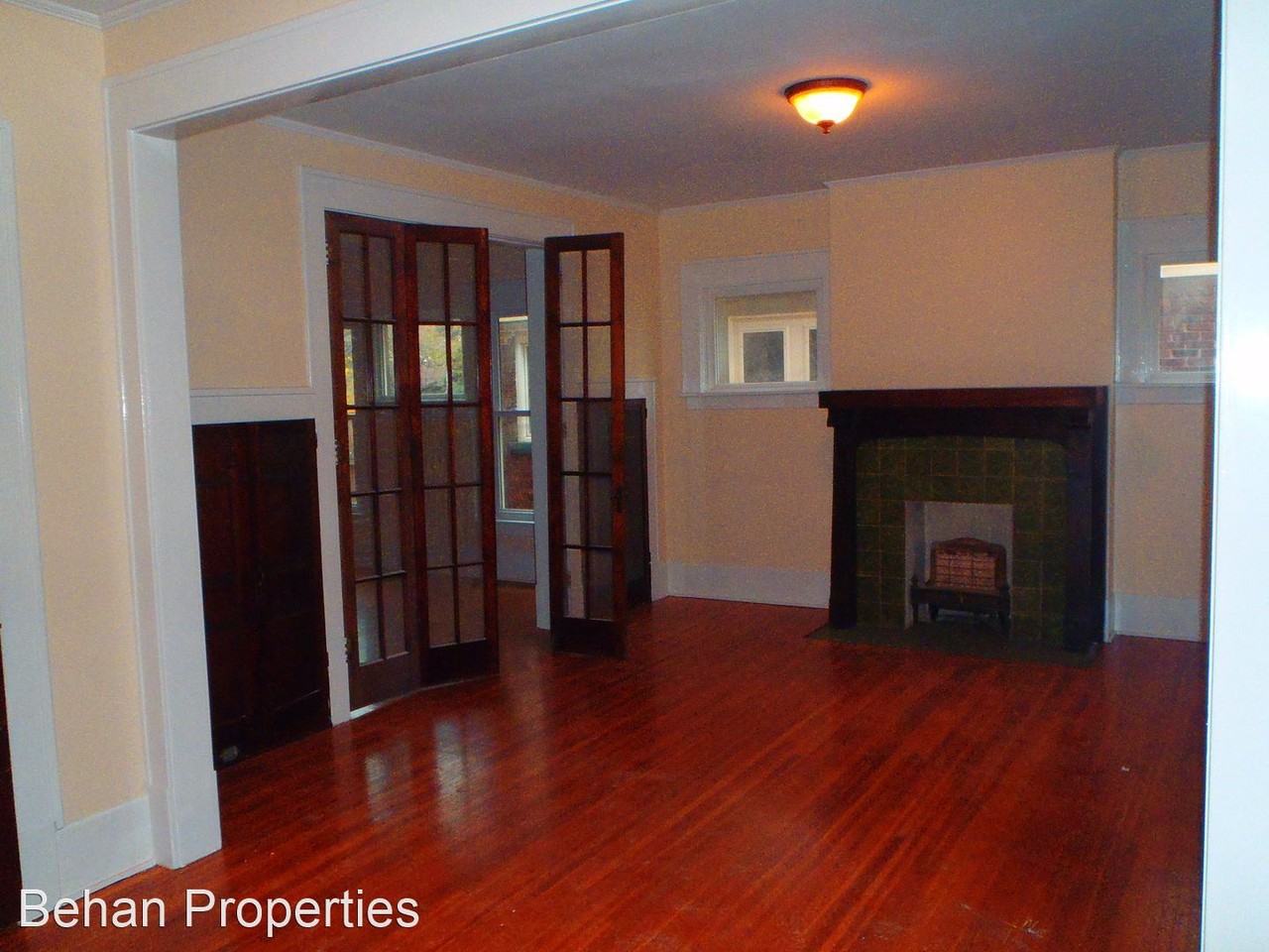 926 & 928 West 6th Street - Photo 2 of 5