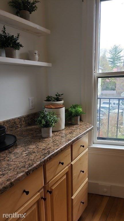 67 Walker St #4 - Photo 3 of 11