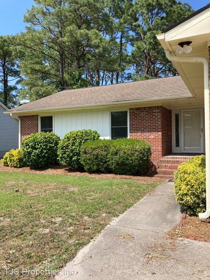 6107 Pelican Dr - Photo 3 of 24