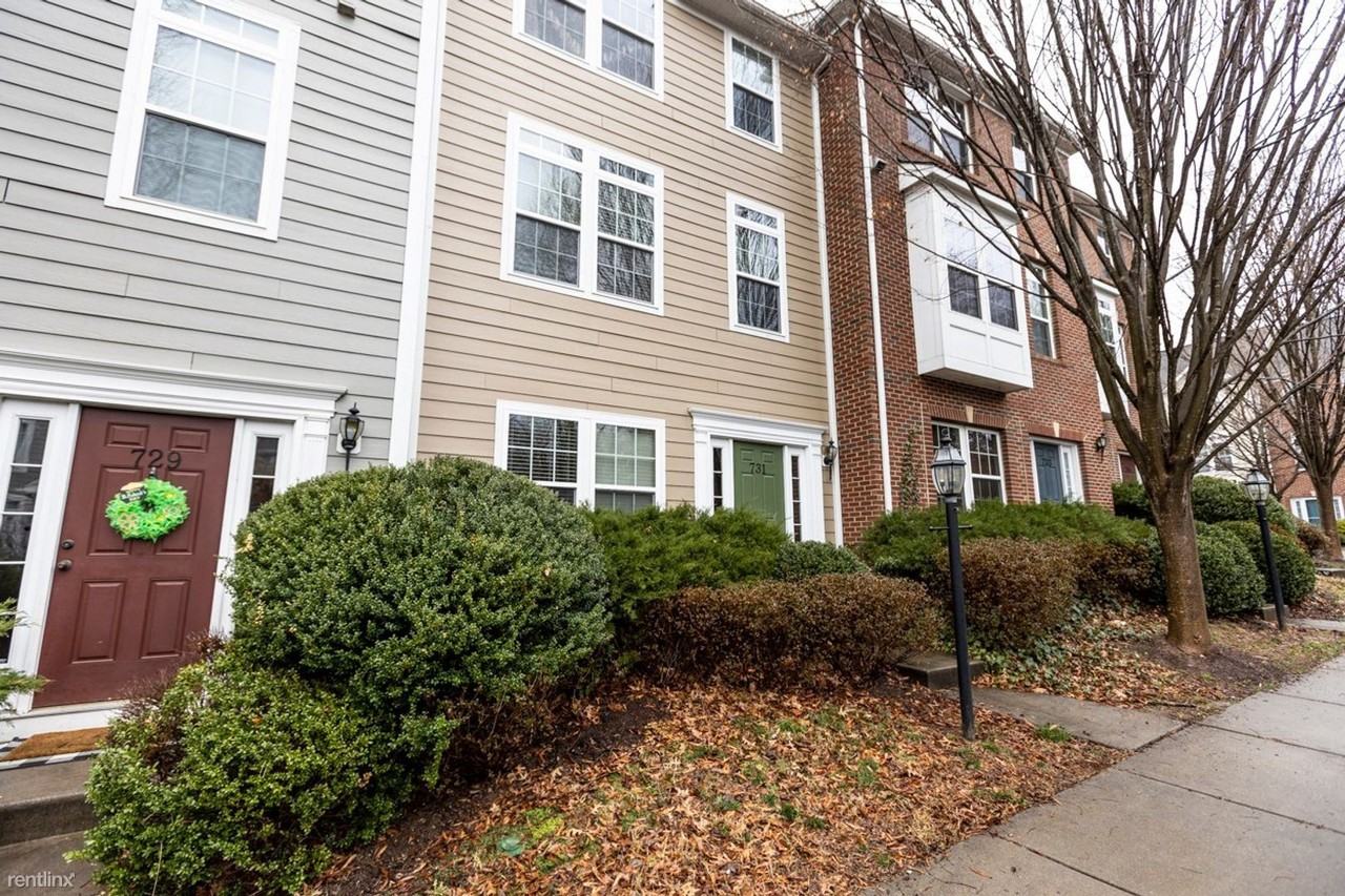 731 Rainier Rd - Photo 2 of 29