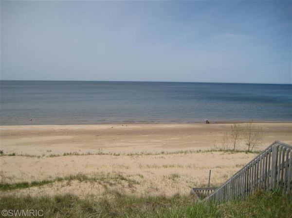 18000 N Shore Estates Rd - Photo 2 of 14