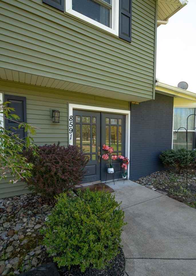 8591 Apple Hill Rd - Photo 2 of 24