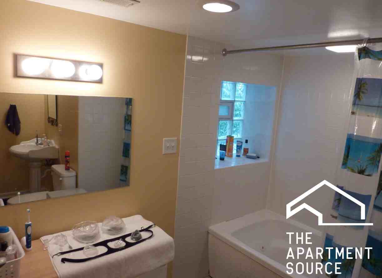 4039 N Long Ave #G - Photo 5 of 10