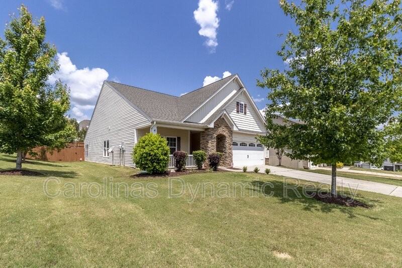 2017 Argentum Ave - Photo 3 of 38