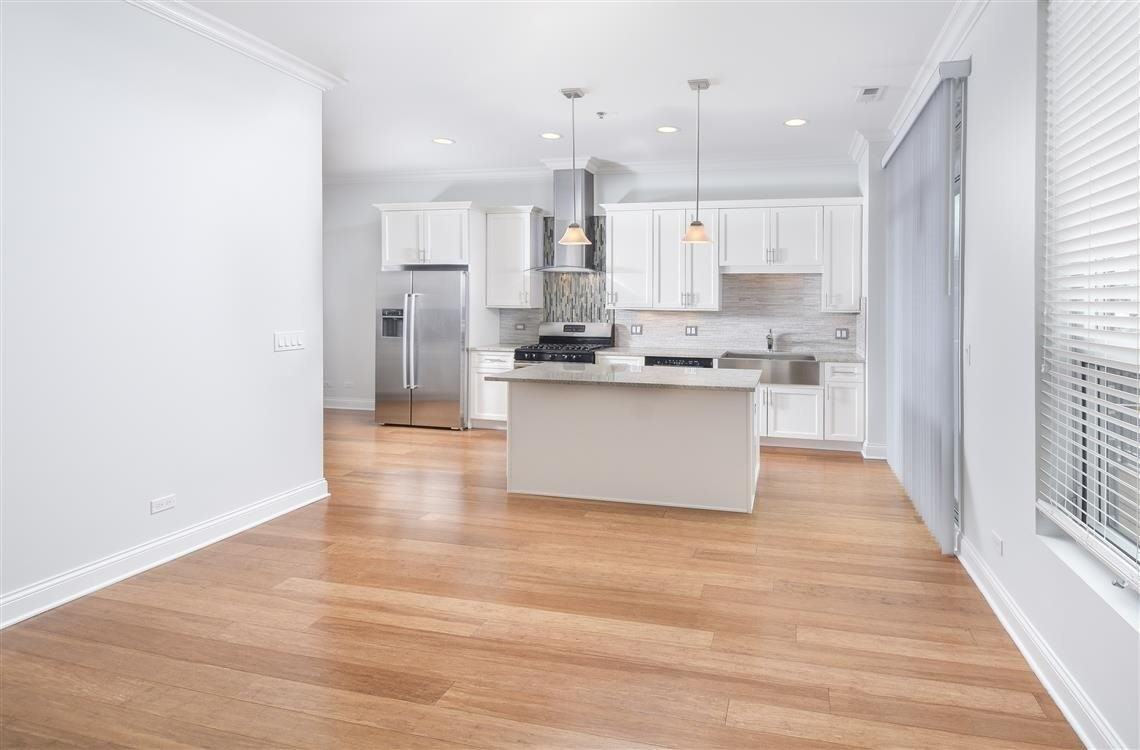 North Aberdeen St. & Madison #403 - Photo 3 of 18