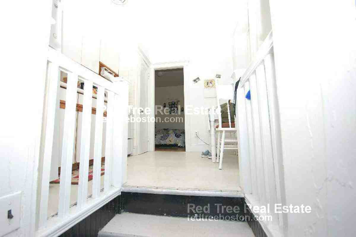 90 Chiswick Rd #0 - Photo 5 of 5