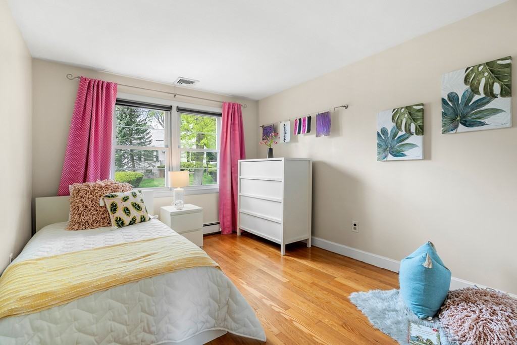 41 Rublee St - Photo 7 of 32